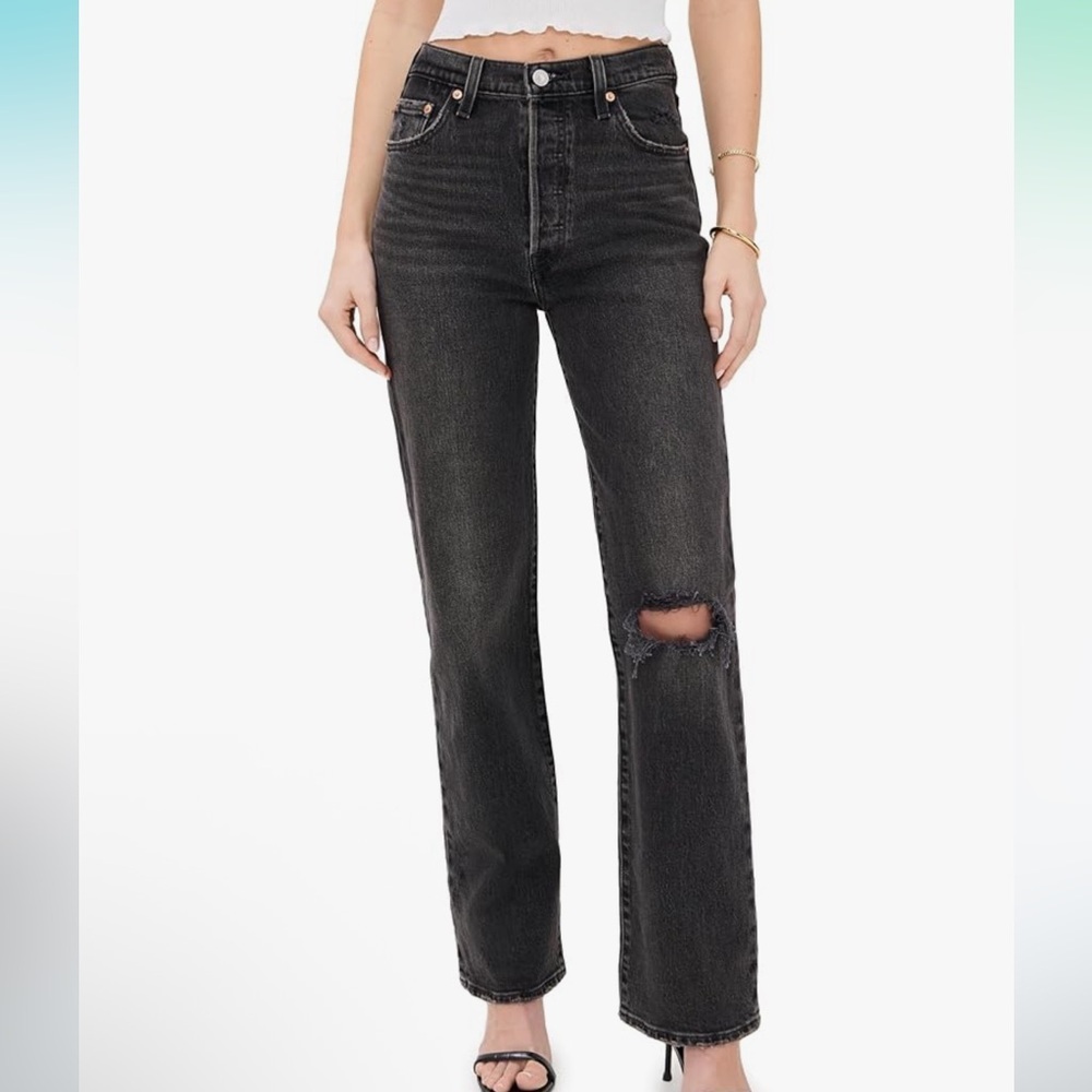 Levi’s Wedgie Straight Leg High Rise Black Denim Jeans Bottom Fly Busted Knee 28